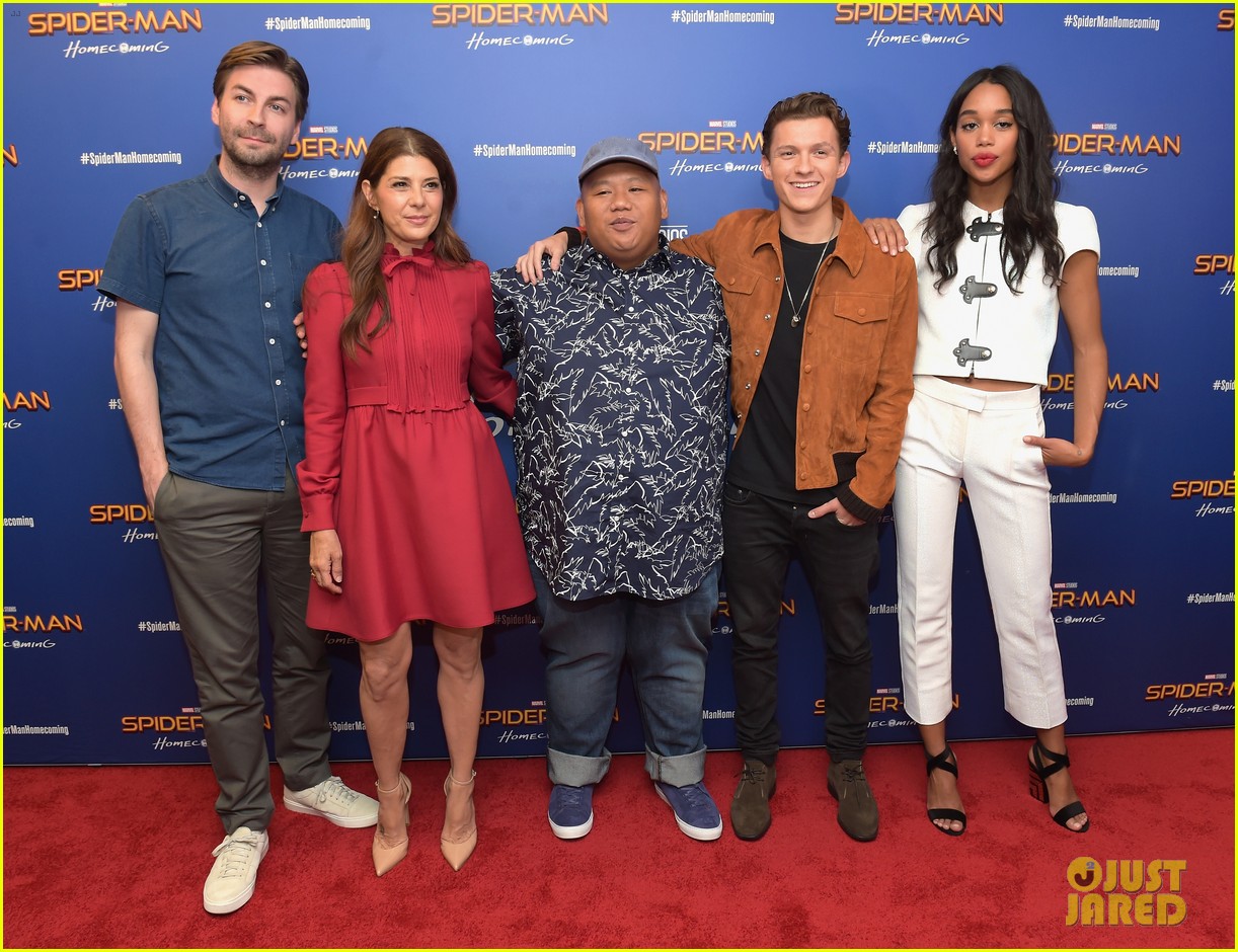 tom holland and spider man homecoming co stars attend new york fist responders screening2 03