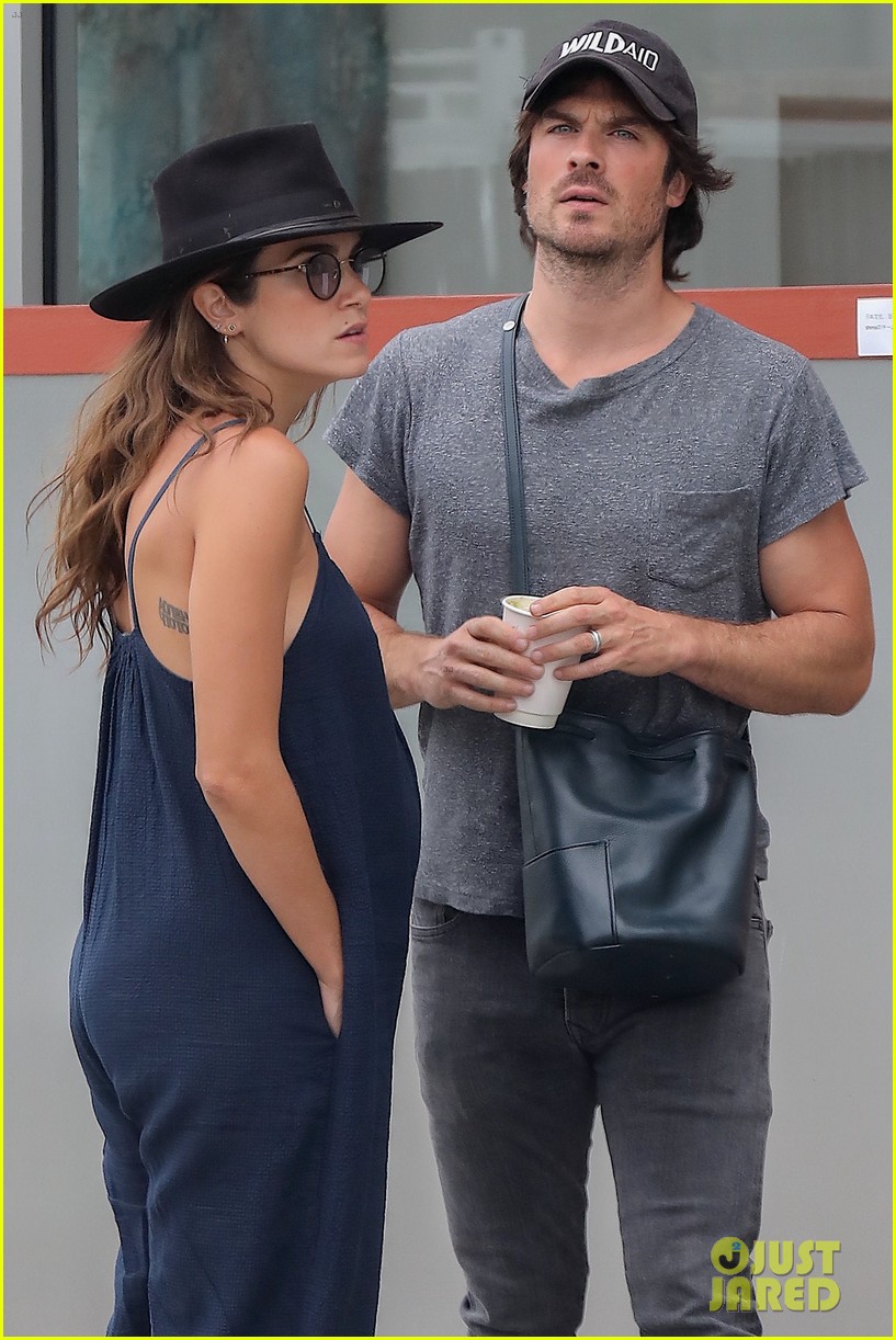 ian somerhalder pregnant nikki reed go for a lunch date 02