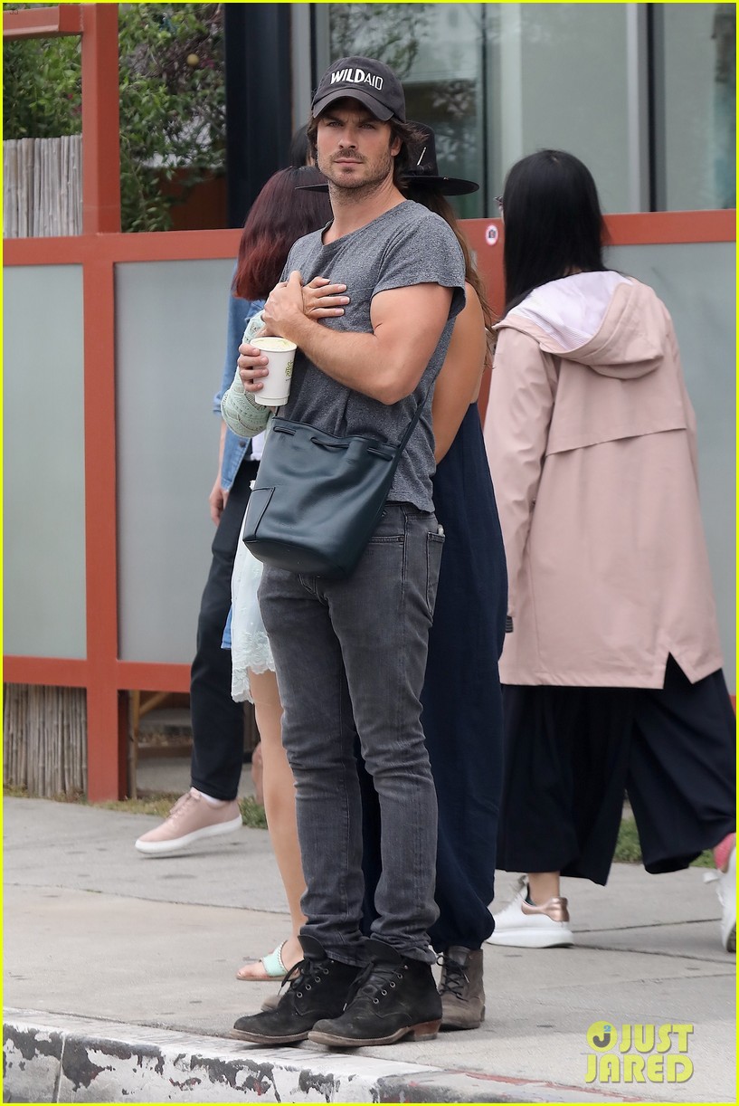ian somerhalder pregnant nikki reed go for a lunch date 51