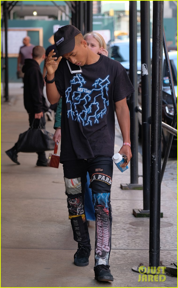 jaden willow smith moved out of parents house 09