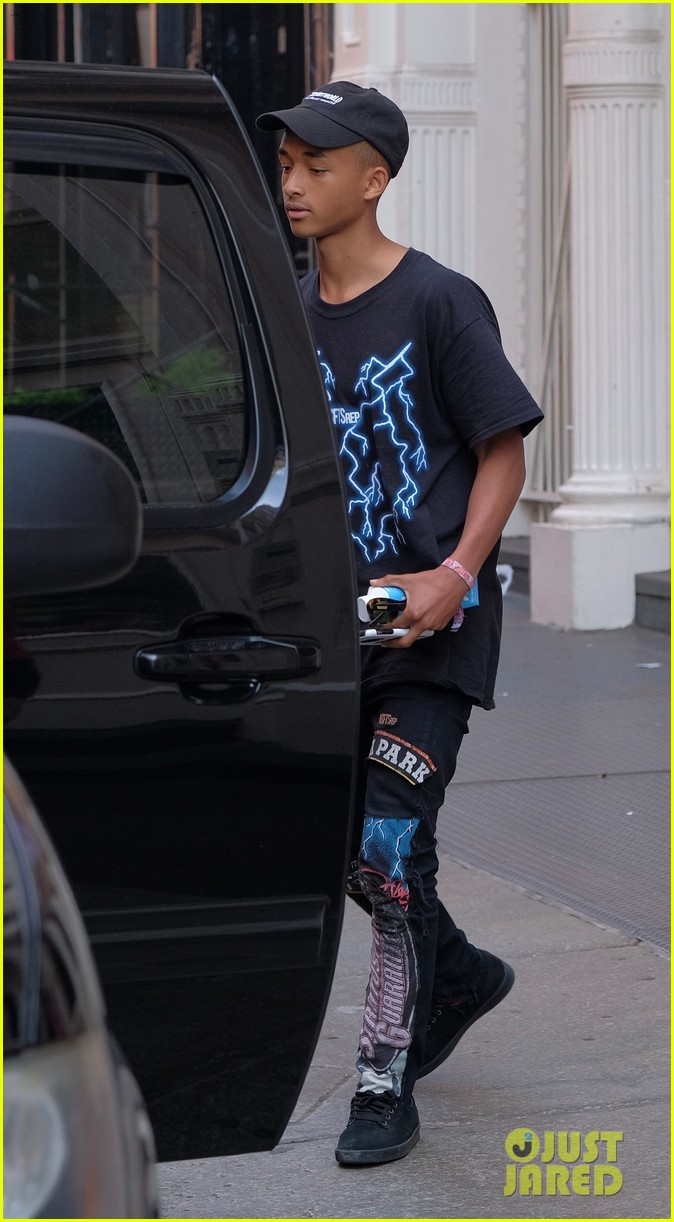 jaden willow smith moved out of parents house 15