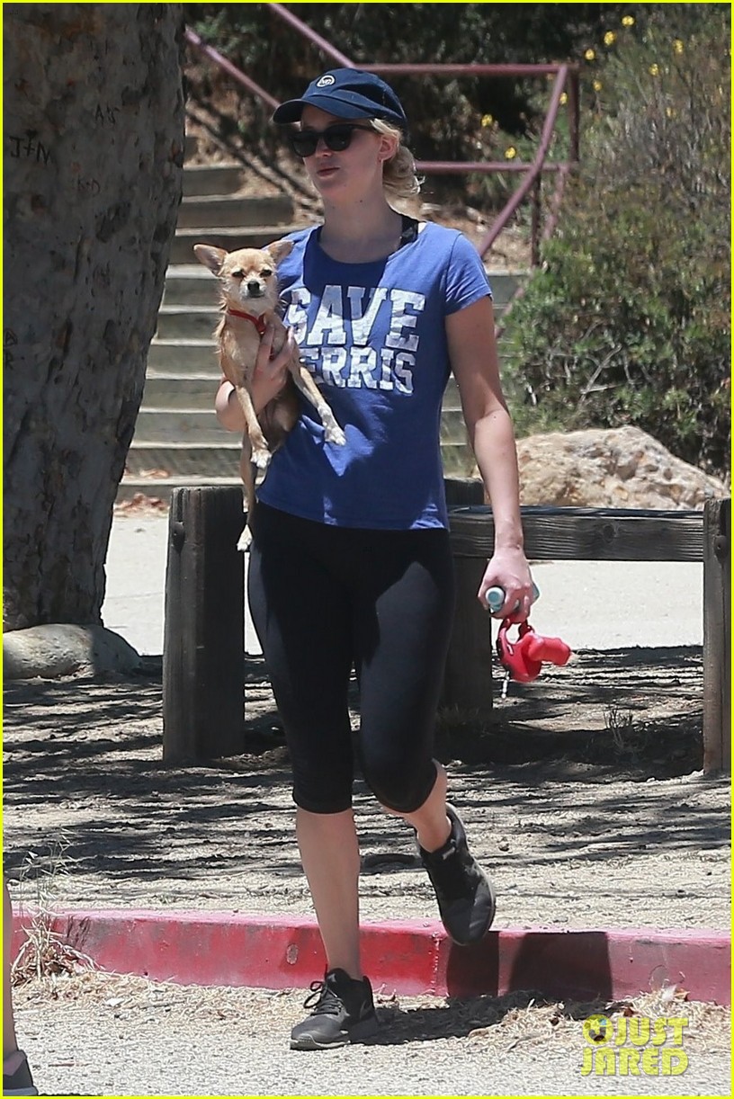 jennifer lawrence goes hiking with pup pippi07