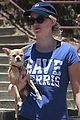 jennifer lawrence goes hiking with pup pippi02