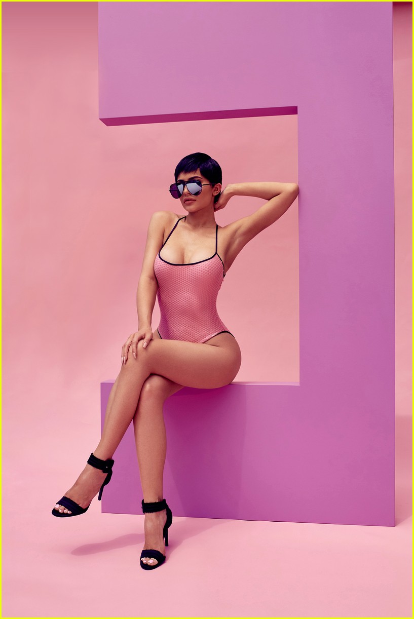 kylie jenner quay sunglasses campaign 04