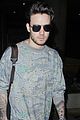 liam payne keeps his cool at lax airport01