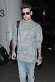 liam payne keeps his cool at lax airport03