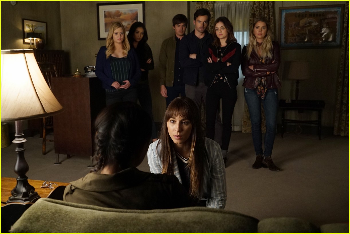 pretty little lairs farewell lovely photos 06