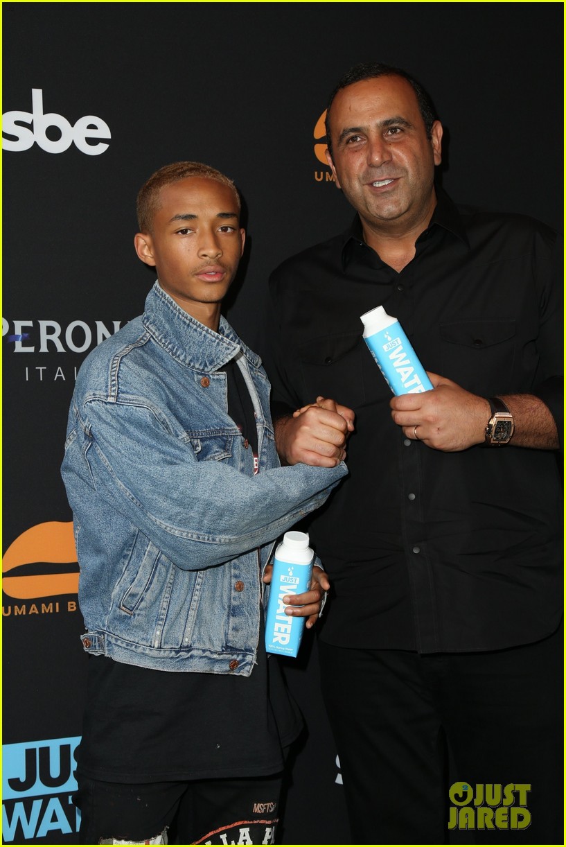 jaden smith gets his umami burger on at remodel party 02