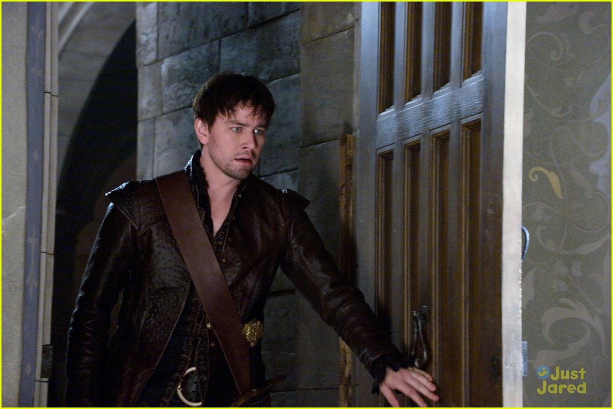 torrance coombs reign goodbye make you cry 03