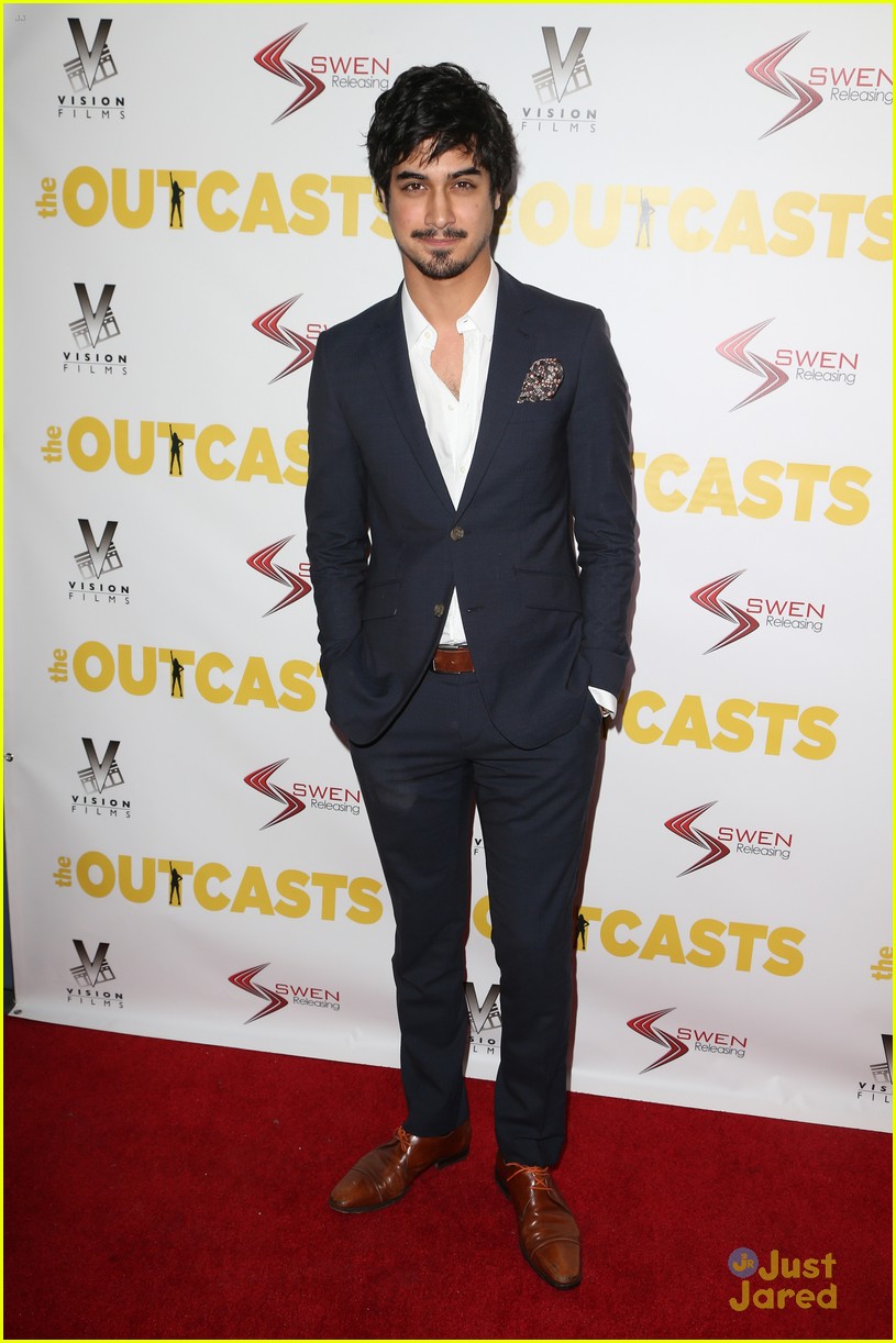 avan jogia auditioned for aladdin movie 05