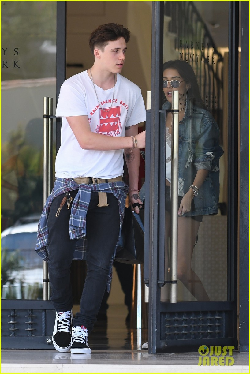 brooklyn beckham shops with madison beer after introducing her to his mom 01