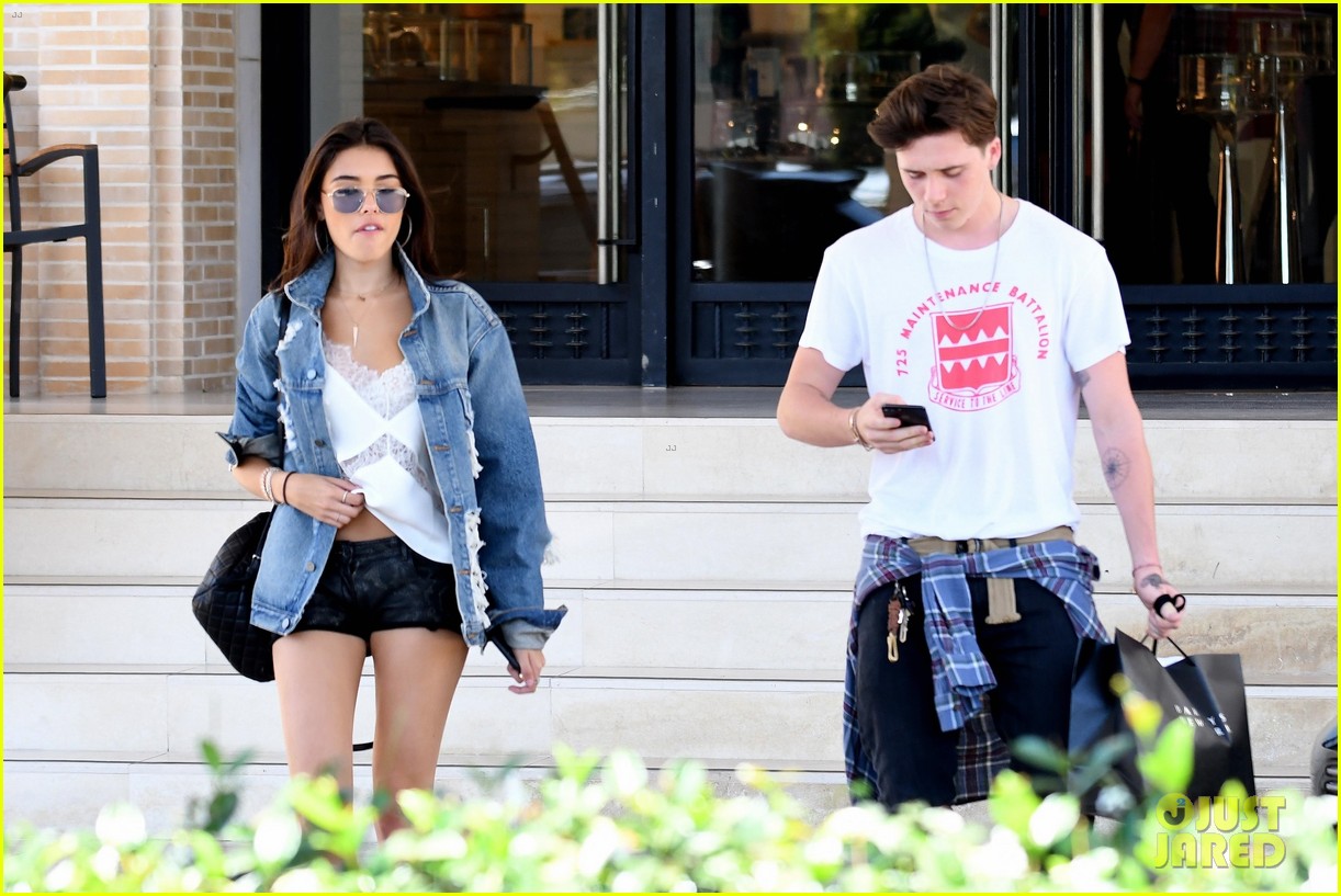 brooklyn beckham shops with madison beer after introducing her to his mom 07