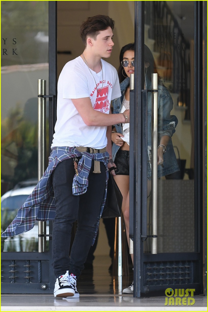 brooklyn beckham shops with madison beer after introducing her to his mom 08