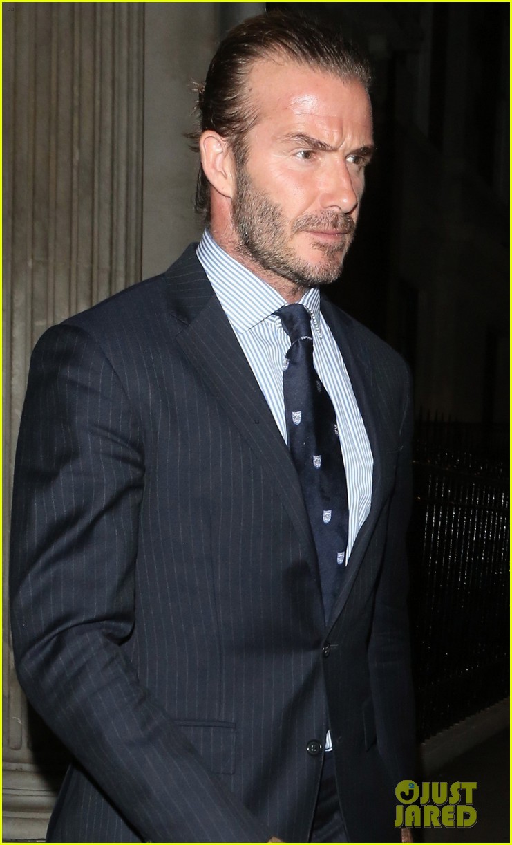 david beckham son brooklyn suit up for dinner event in london 02