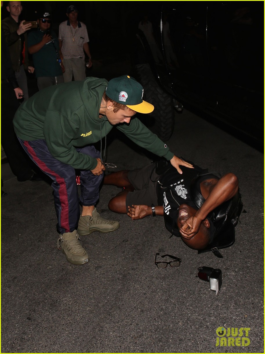 justin bieber hits photographer with truck after leaving church 04