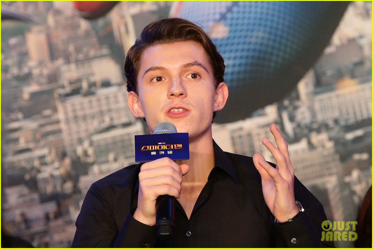 tom holland relive lip sync battle performance 14