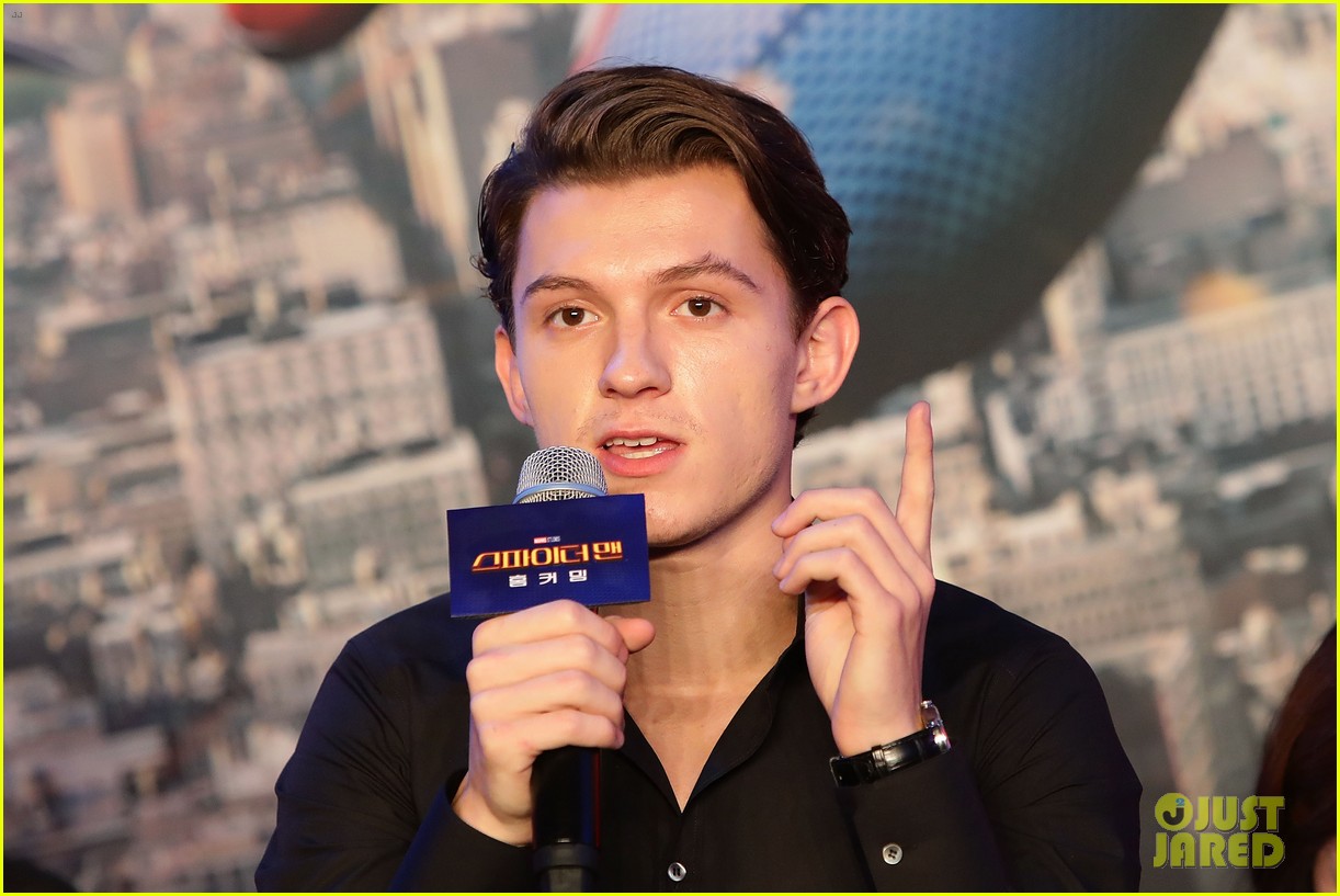 tom holland relive lip sync battle performance 15