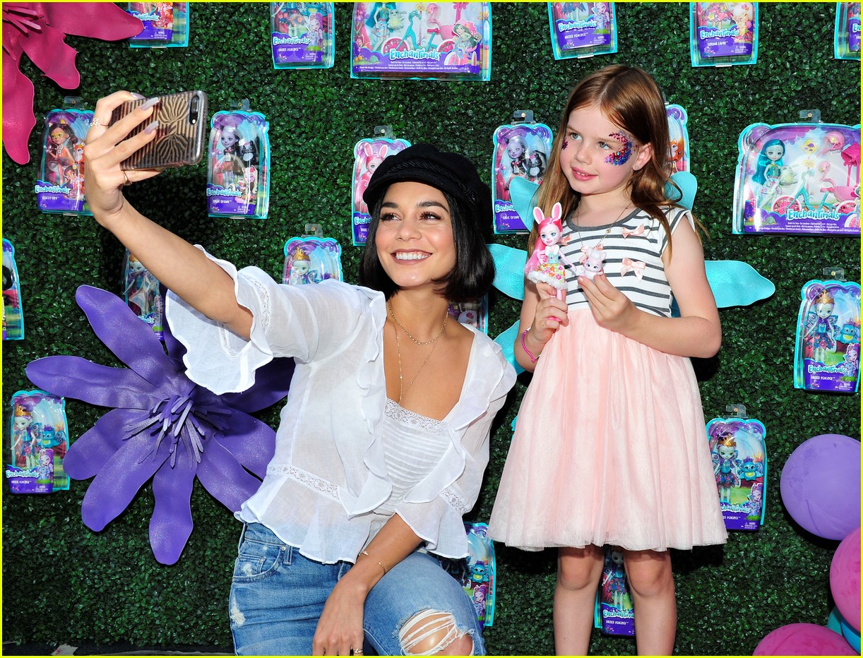 vanessa hudgens snaps selfies with fans at toy launch 05