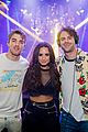 demi lovato gets support nina dobrev and glen powell at house party tour in vegas 02