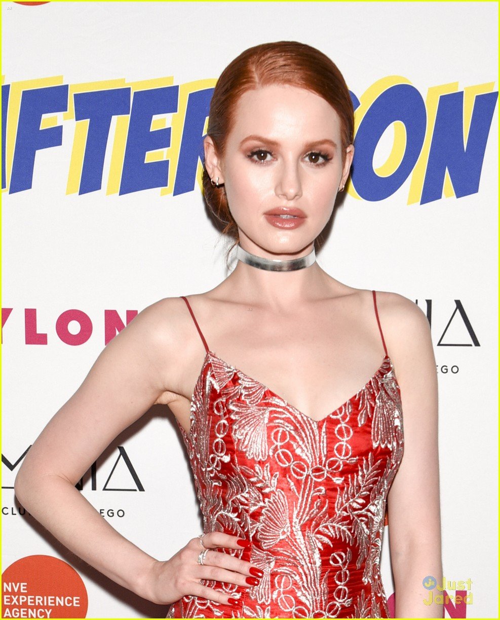 madelaine petsch dishes cheryl mean sdcc parties 06