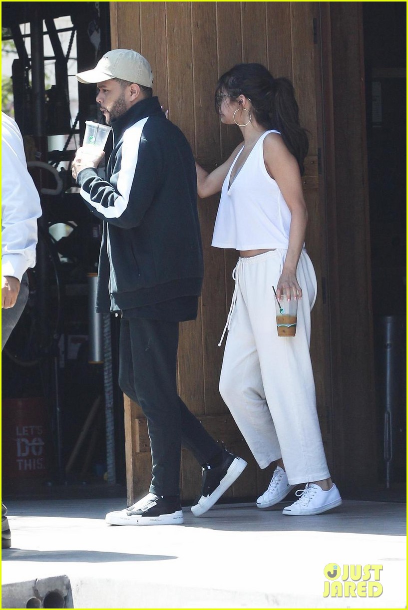 selena gomez the weeknd couple up for post birthday lunch 04