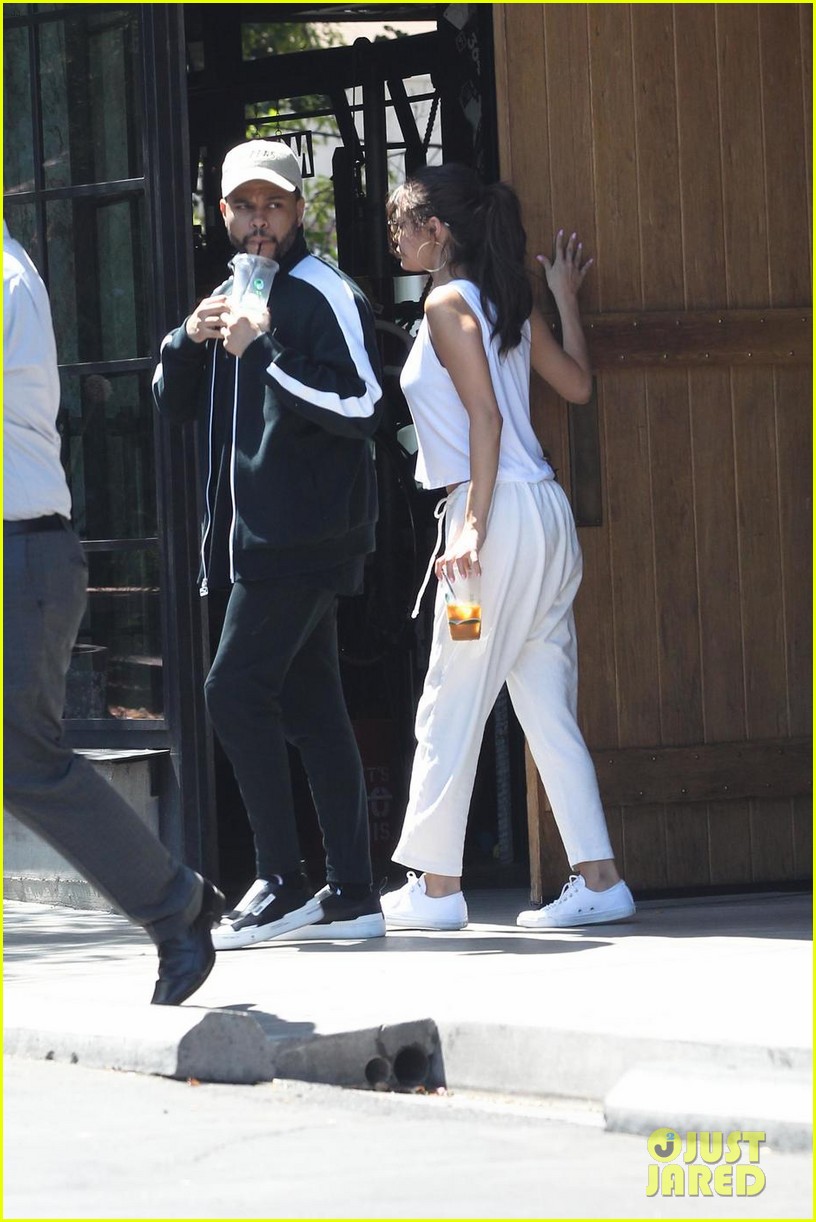 selena gomez the weeknd couple up for post birthday lunch 05