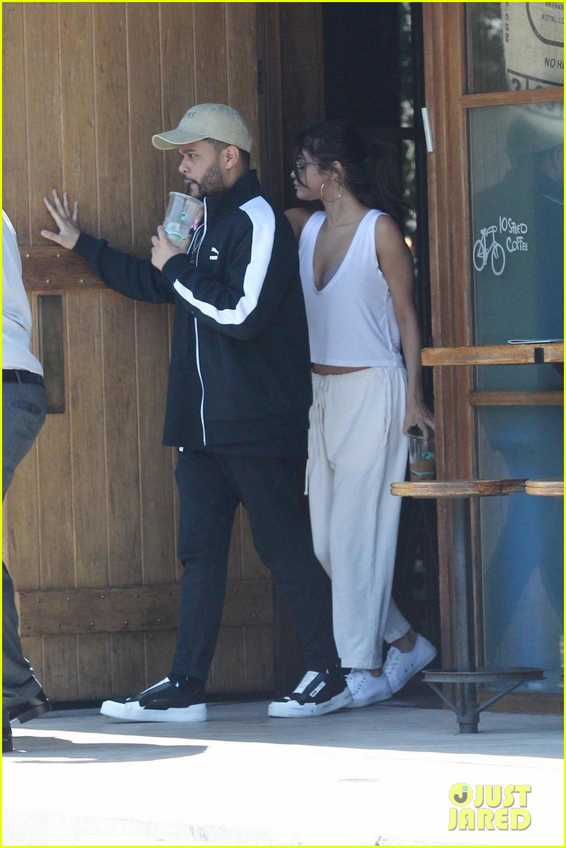 selena gomez the weeknd couple up for post birthday lunch 06