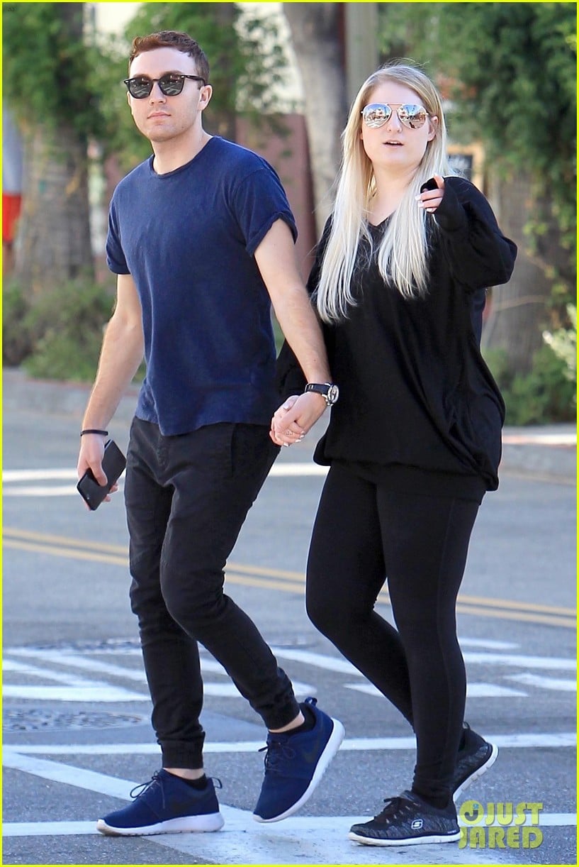 meghan trainor and daryl sabara step out after celebrating one year anniversary 01