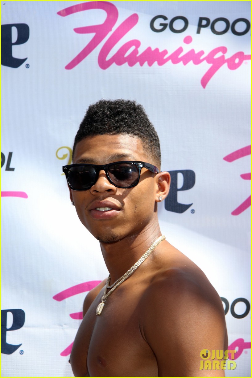 bryshere gray shows off ripped body at flamingo pool party 09