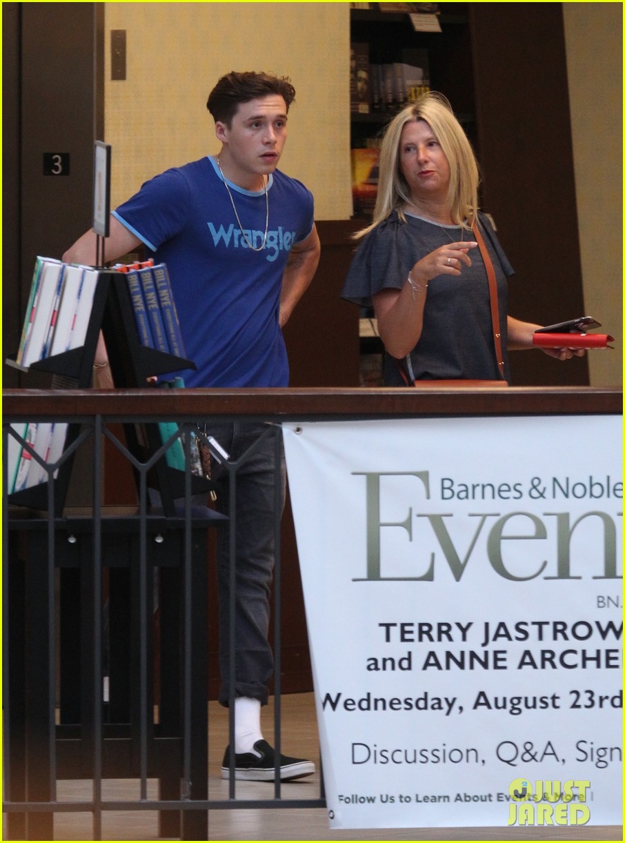 brooklyn beckham signs copies of his book what  see my mom cried 06