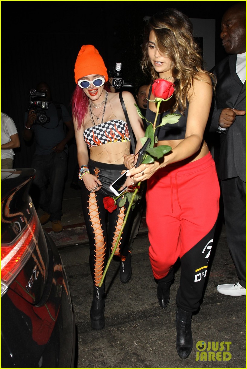 bella thorne shows off toned abs at after party 04