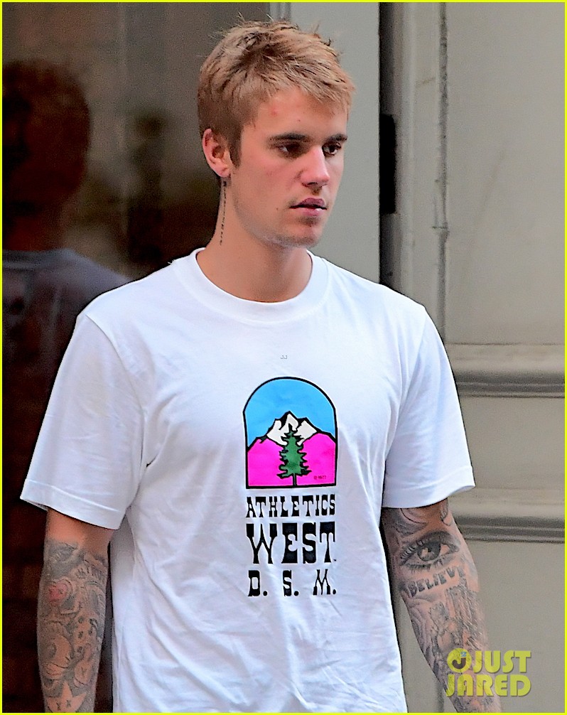 justin bieber enjoys sunday outing in nyc 04
