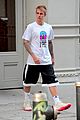 justin bieber enjoys sunday outing in nyc 05