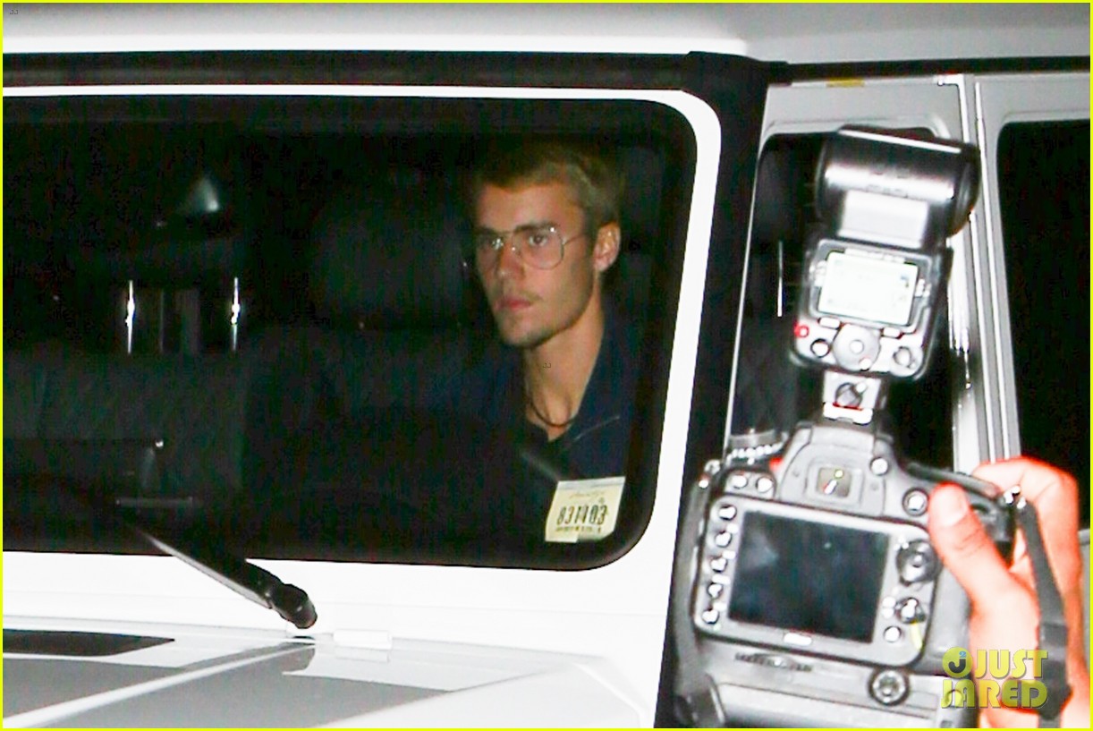 exes justin hailey leave church service separately in la 06