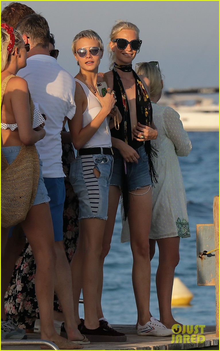 cara delevingne enjoys st tropez vacation with family friends 05