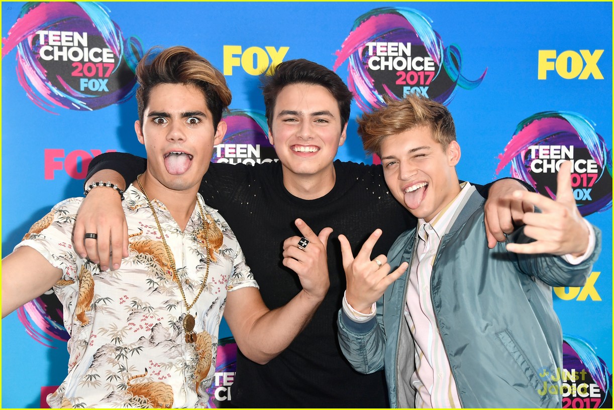 asher angel forever in your mind teen choice awards 04