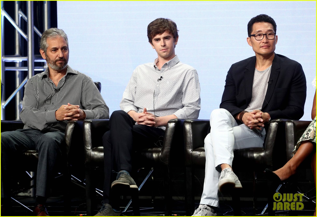 freddie highmore good doctor character not representative of autism 08