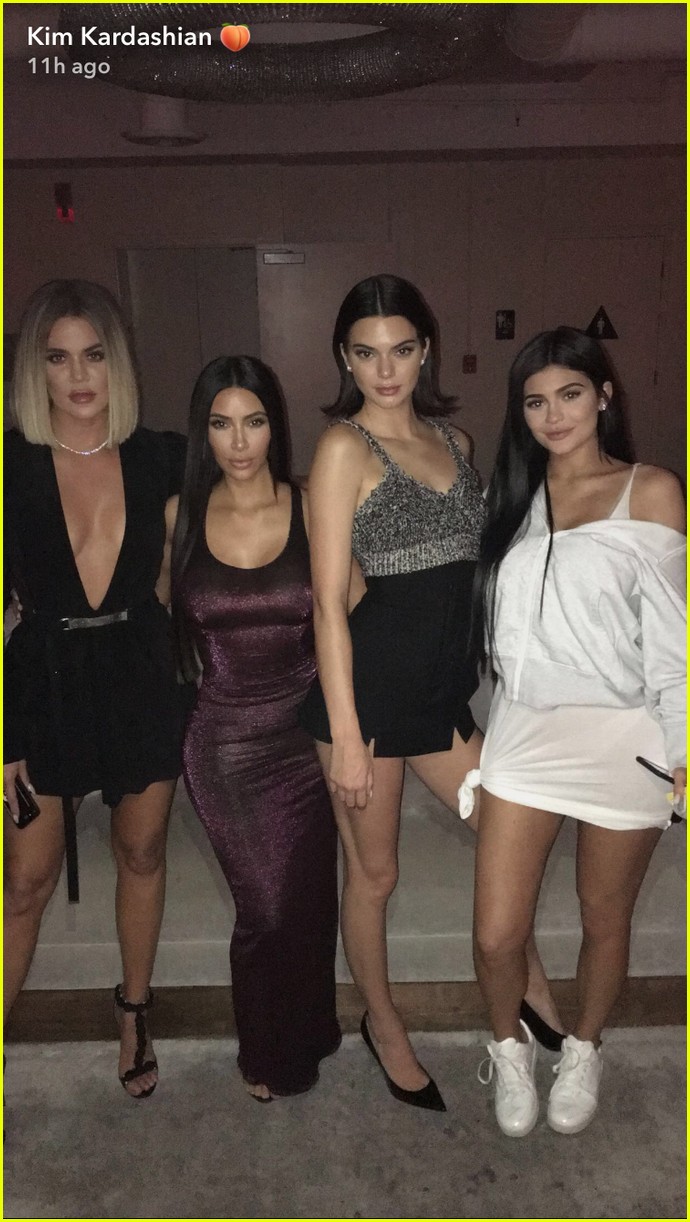 kylie jenners family throws her a surprise 20th birthday party 06
