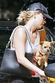 jennifer lawrence brings her dog along for a taxi ride 03