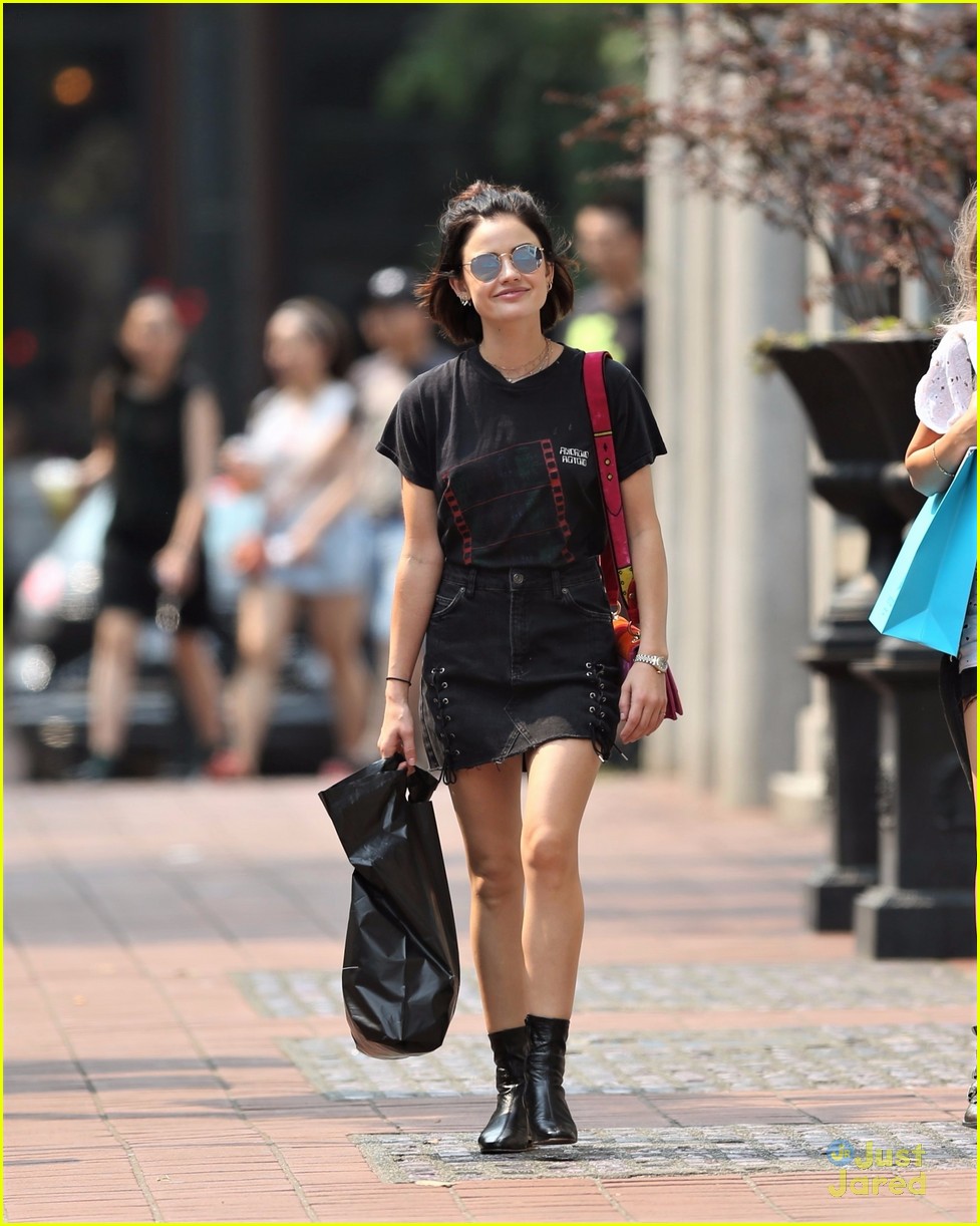 lucy hale shopping around vancouver 02