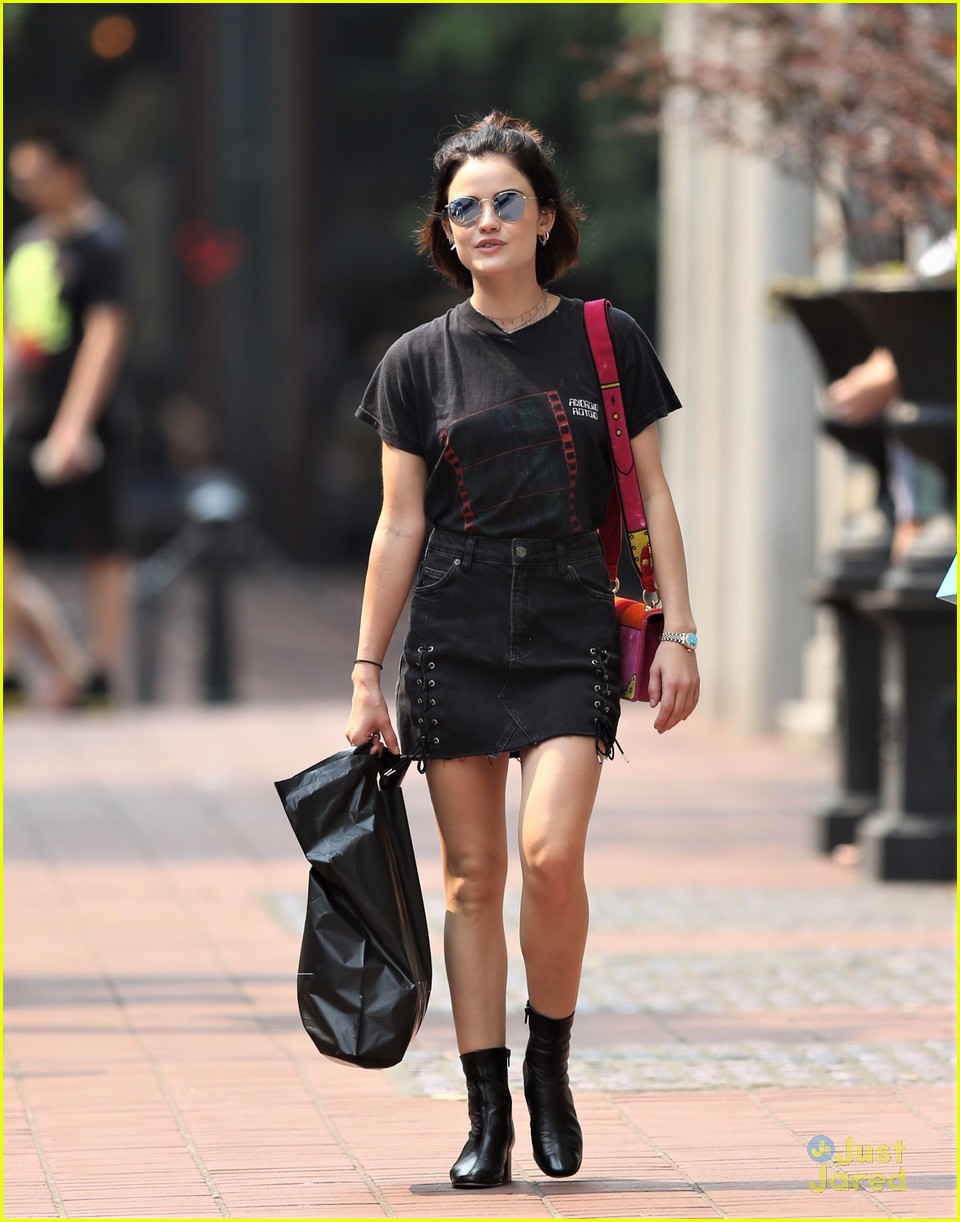 lucy hale shopping around vancouver 04