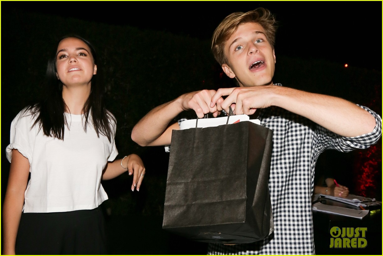 bailee madison and alex lange are way too cute at justin biebers t shirt launch 08
