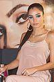 pia mia shares her best selfie tips and tricks 05