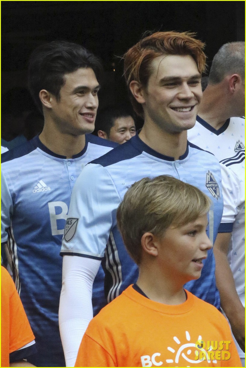 kj apa and charles melton play in childrens hospital charity soccer match 04