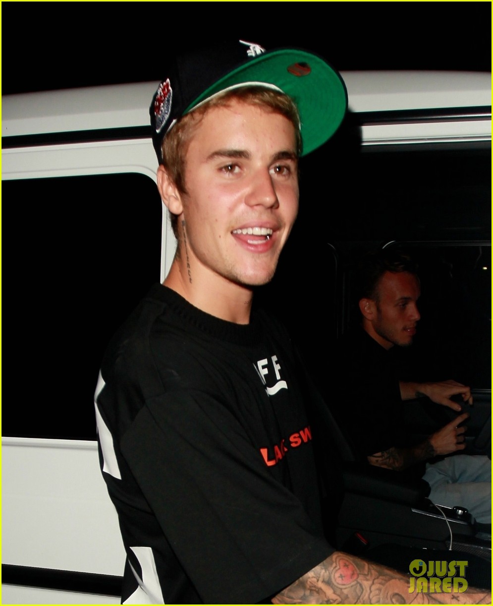 justin bieber night out 02