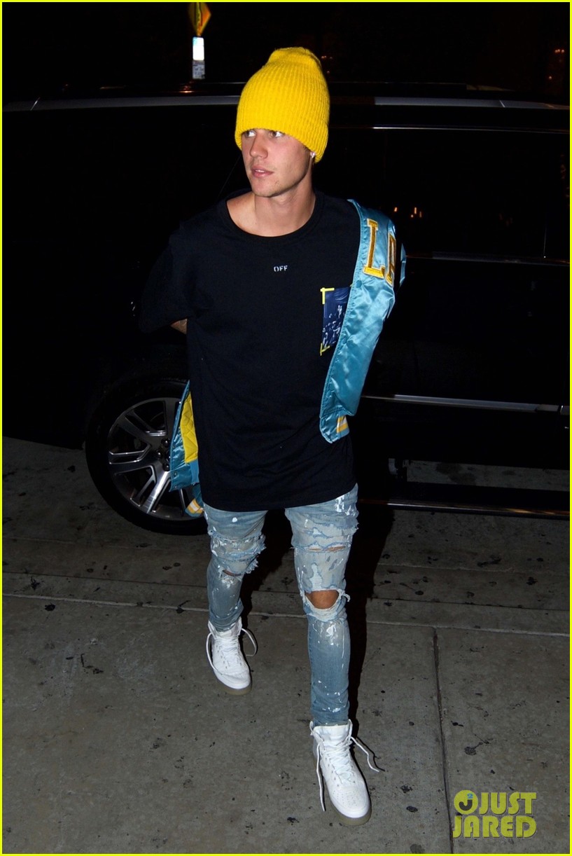 justin bieber reps his blue and gold ucla pride at dinner 08
