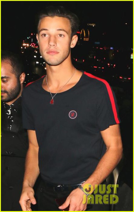 cameron dallas meets fans outside emmy party 04