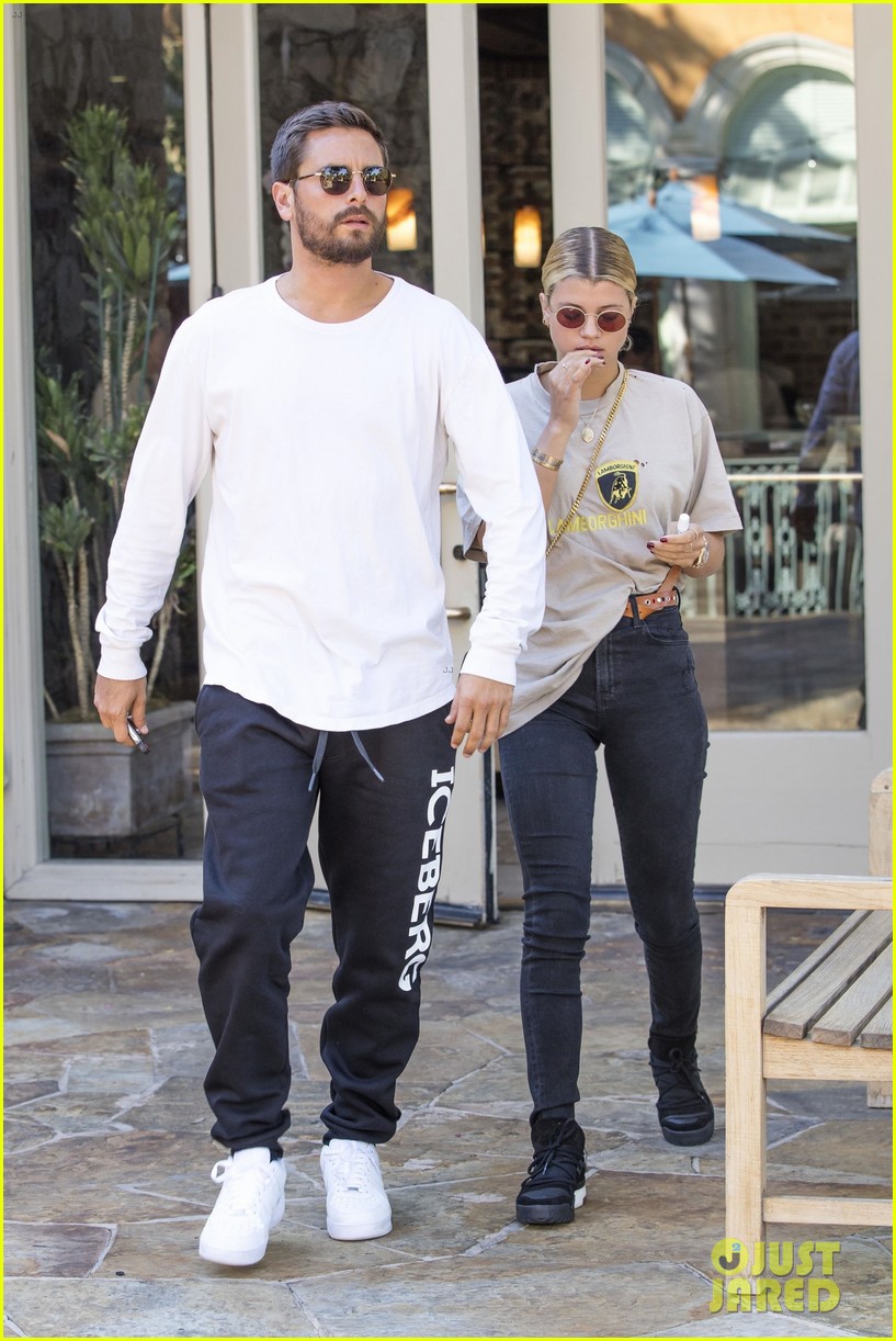 scott disick sofia richie step out for lunch date 11