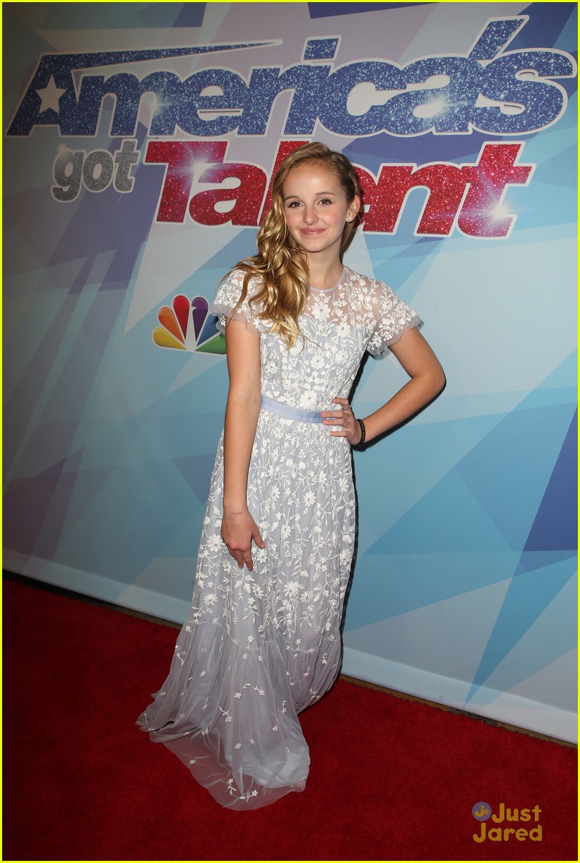 evie clair chase goehring agt finale press line 14