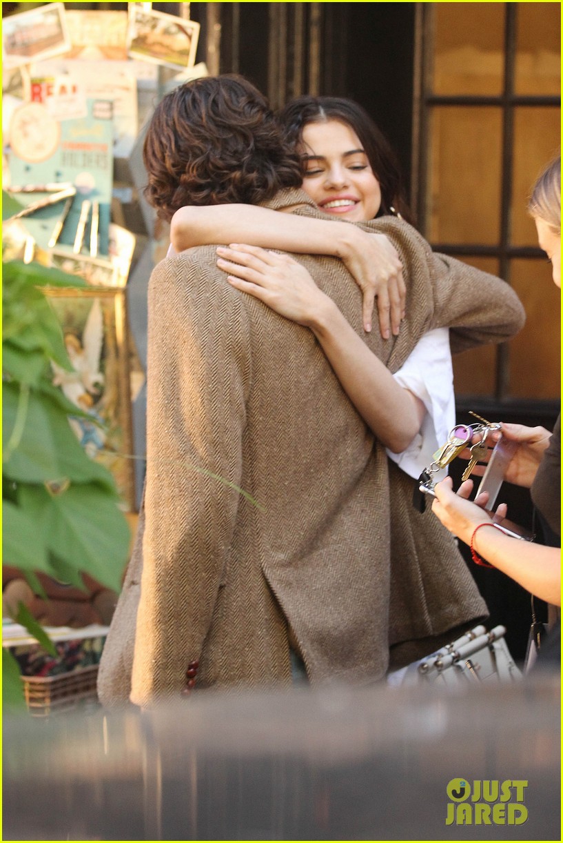 selena gomez and timothee chalamet share a hug on woody allen film set 07
